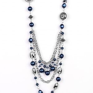 6 necklaces 1 bracelet